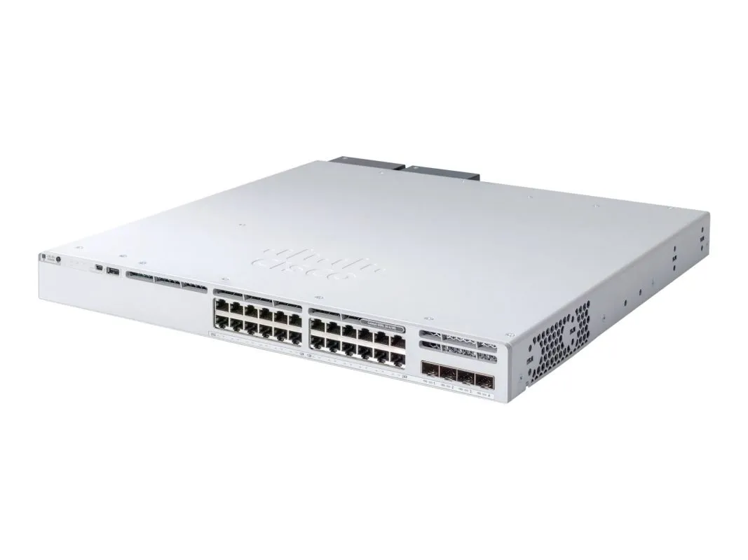  C9300L-24P-4G-E — 24-Port PoE+, 4×1G uplinks, Network Essentials
