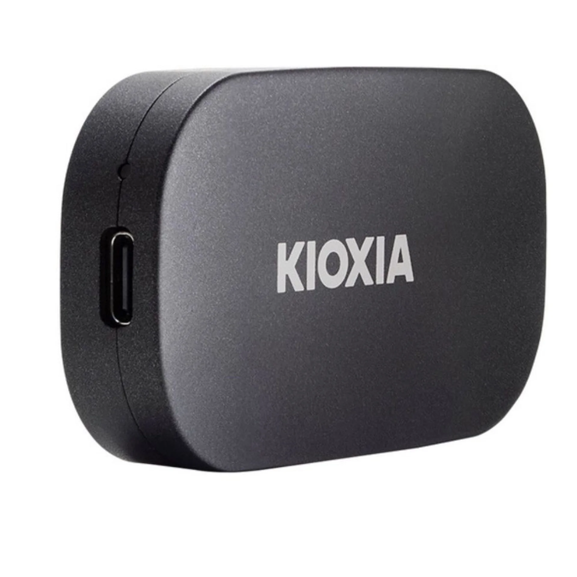 KIOXIA EXCERIA PLUS G2 PORTABLE EXTERNAL SSD 2TB Upto 1050MB/s -USB-C, USB3.2 Gen2 - Black-  LXD20K002TG8